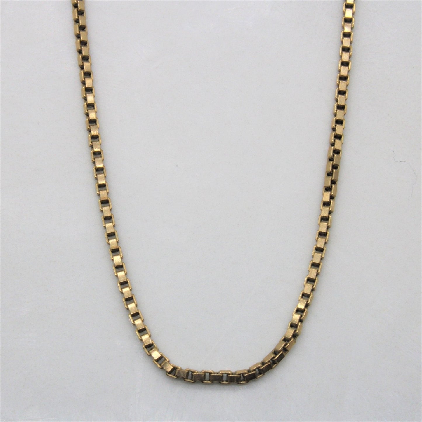 10k Yellow Gold Box Chain | 23 |