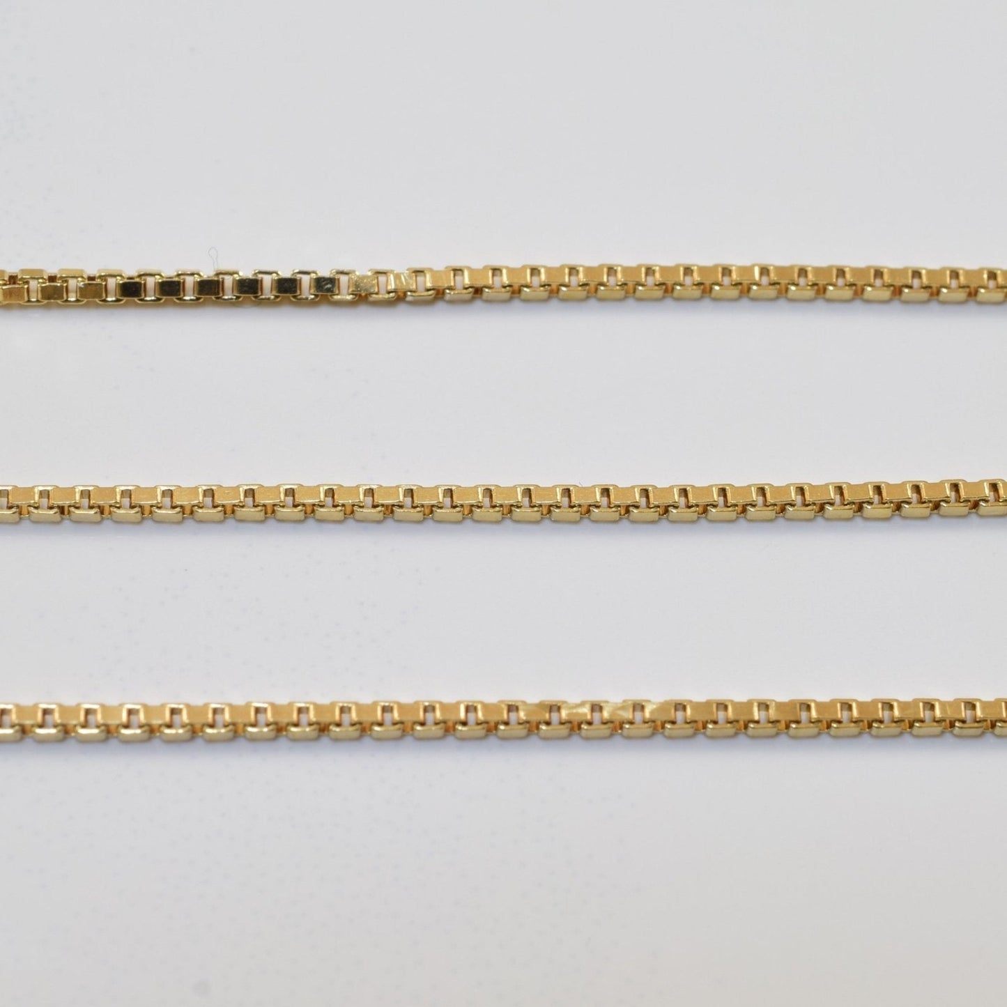 10k Yellow Gold Box Chain | 22 |